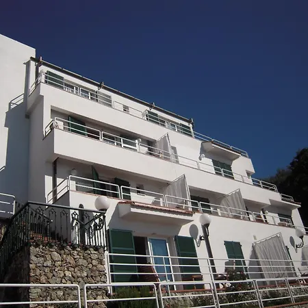 Claudio 3* Bergeggi