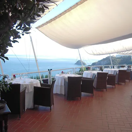 Claudio Hotel