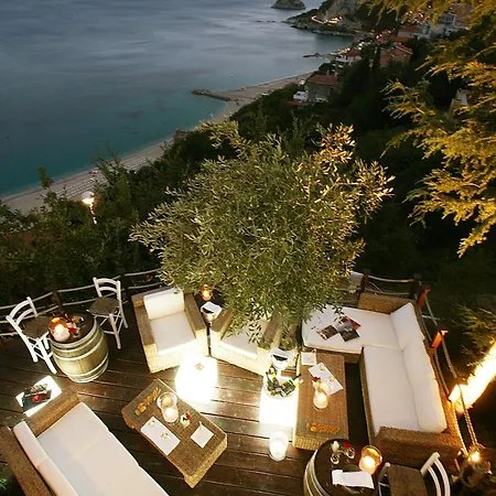 Claudio Hotel