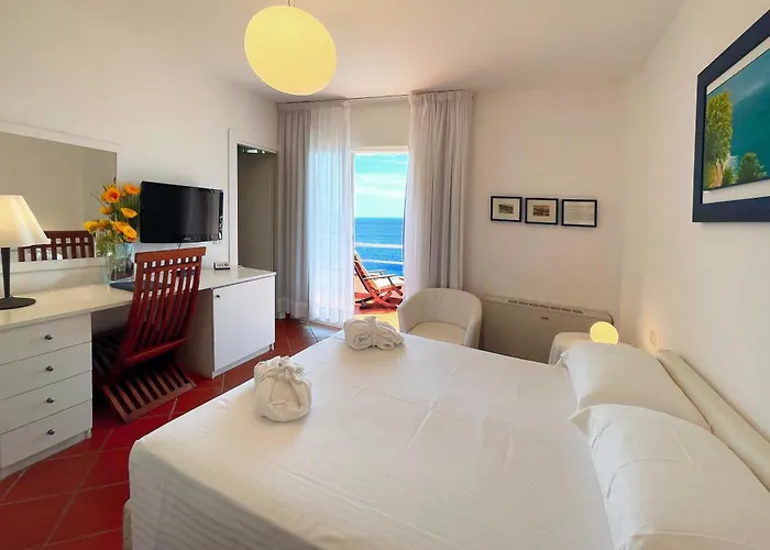 Claudio 3* Берджеджи