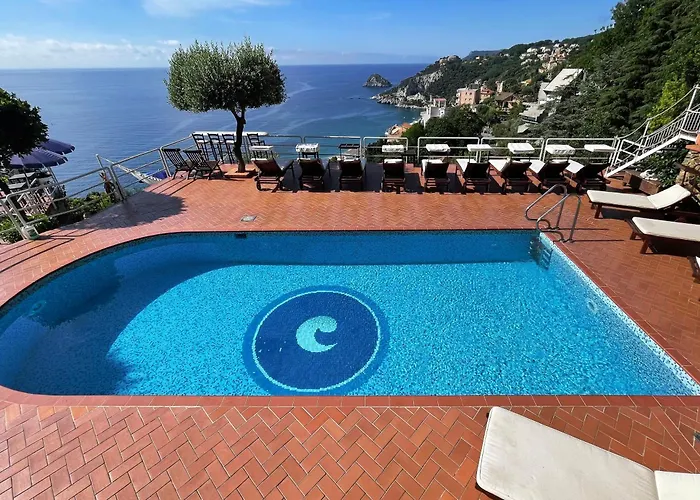 Отель Claudio Берджеджи