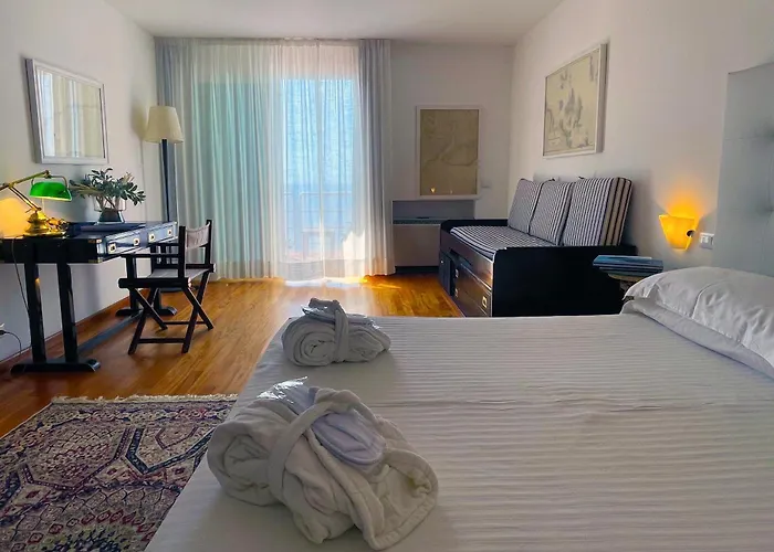 Claudio 3* Берджеджи